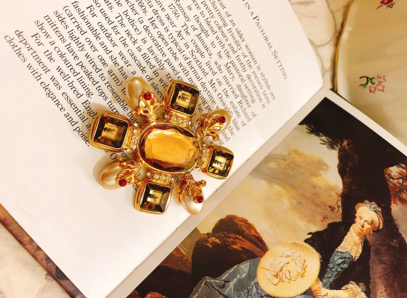 Brooch
