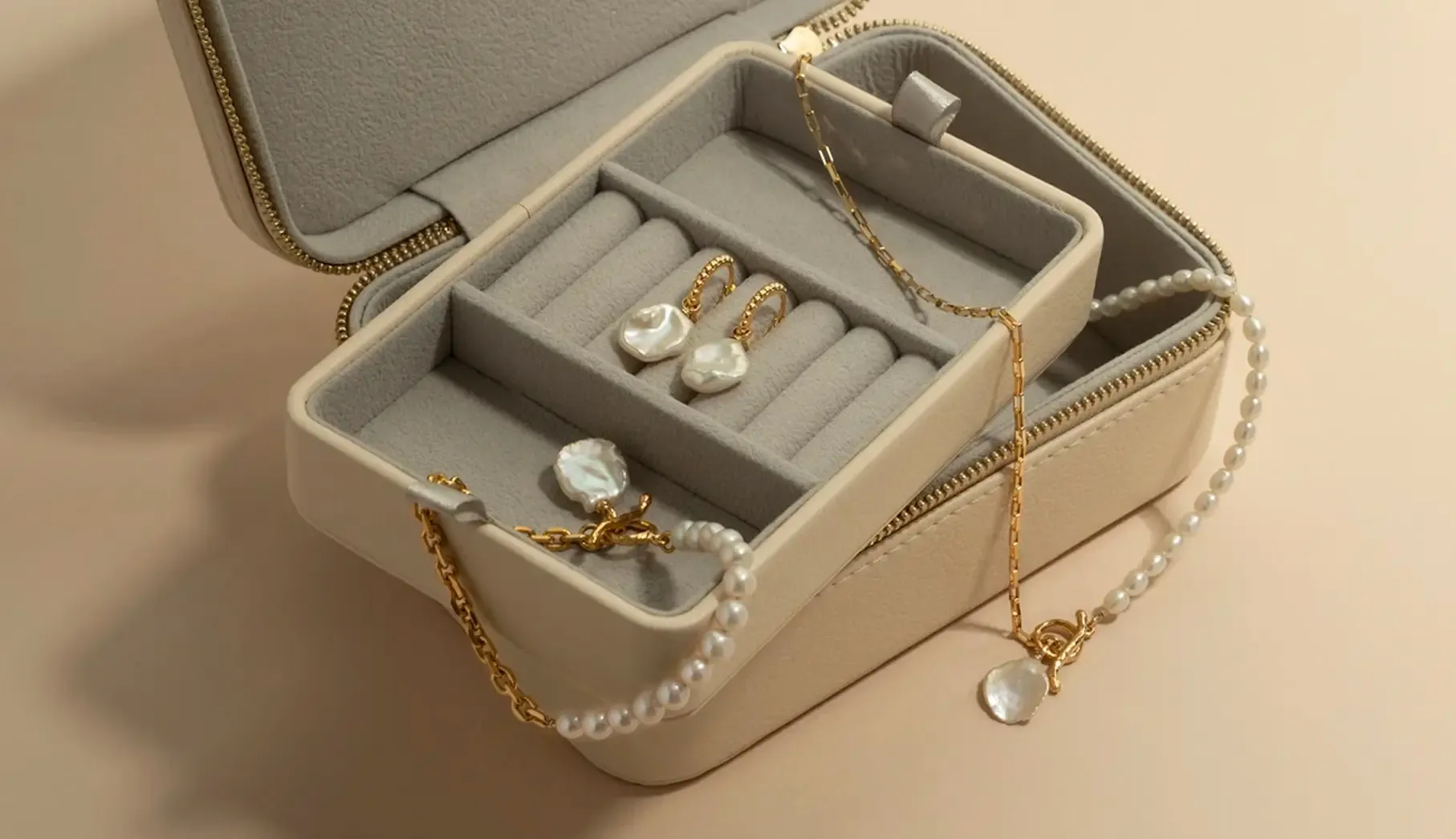 Earring