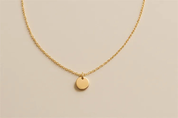 Simple gold necklace for everyday elegance Simple gold necklace for everyday elegance