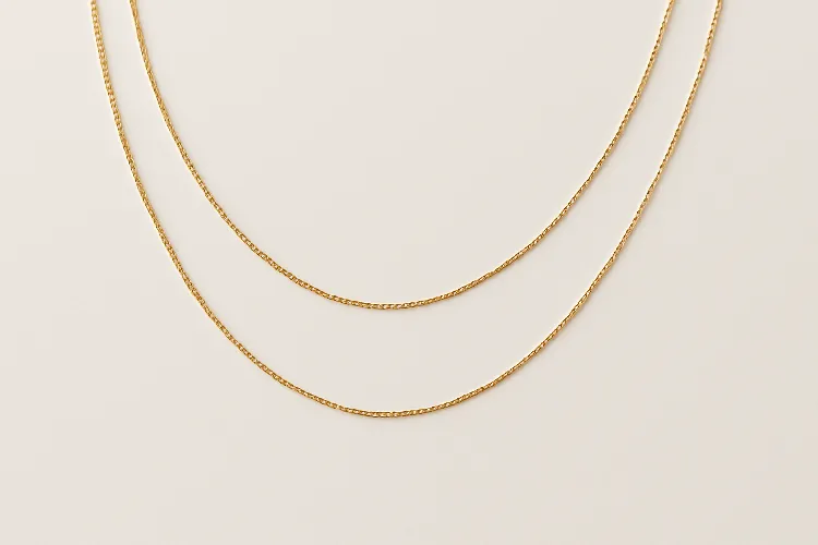 Minimalist style necklace layering Minimalist style necklace layering