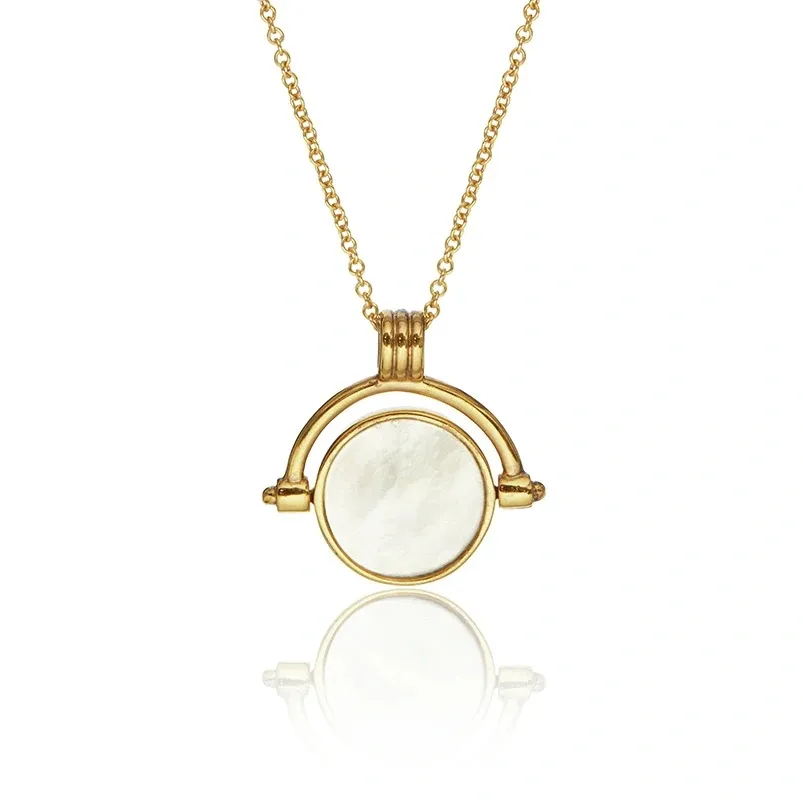 Gold plated silver pendant with a mother of pearl accent
