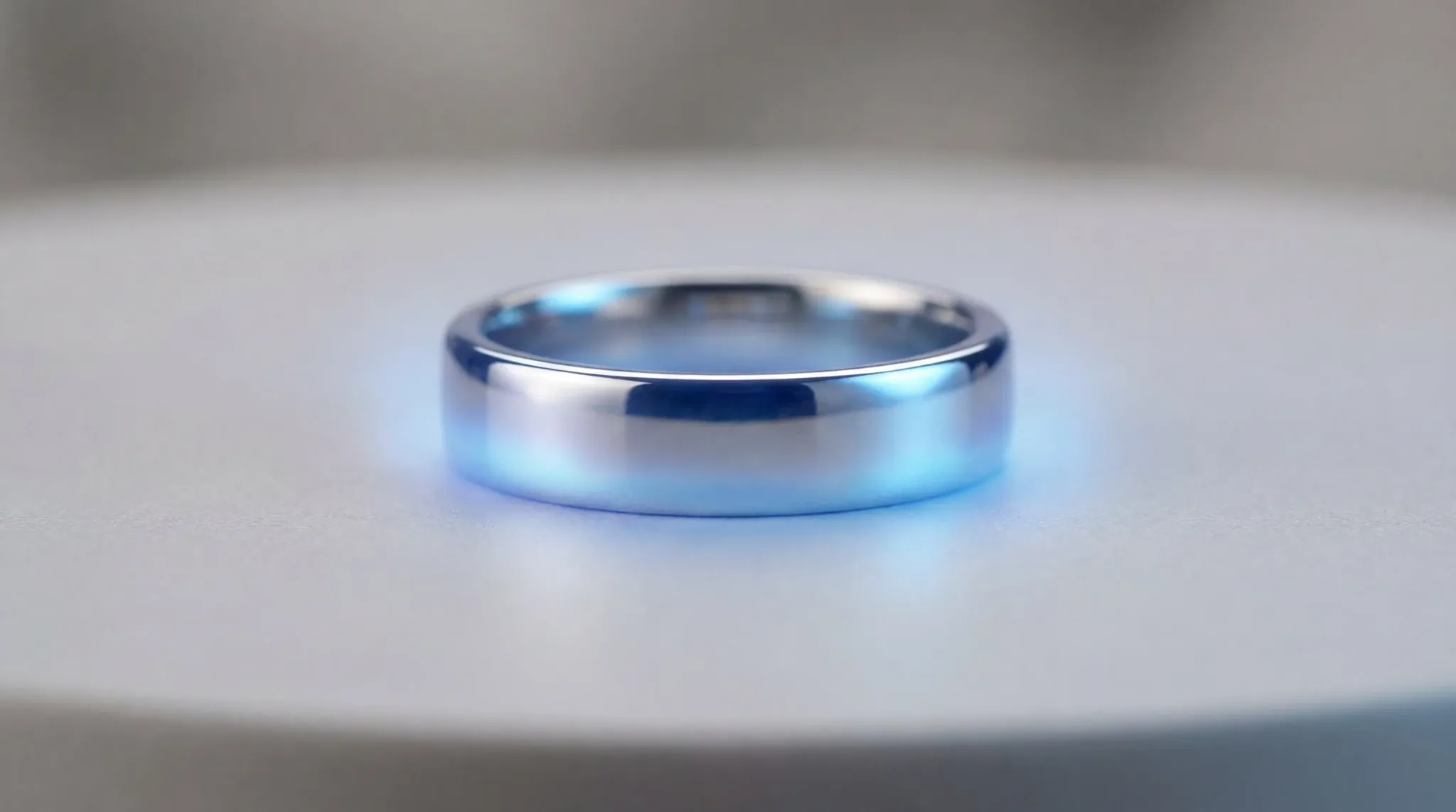 polished stainless steel ring macro index 04096x2286