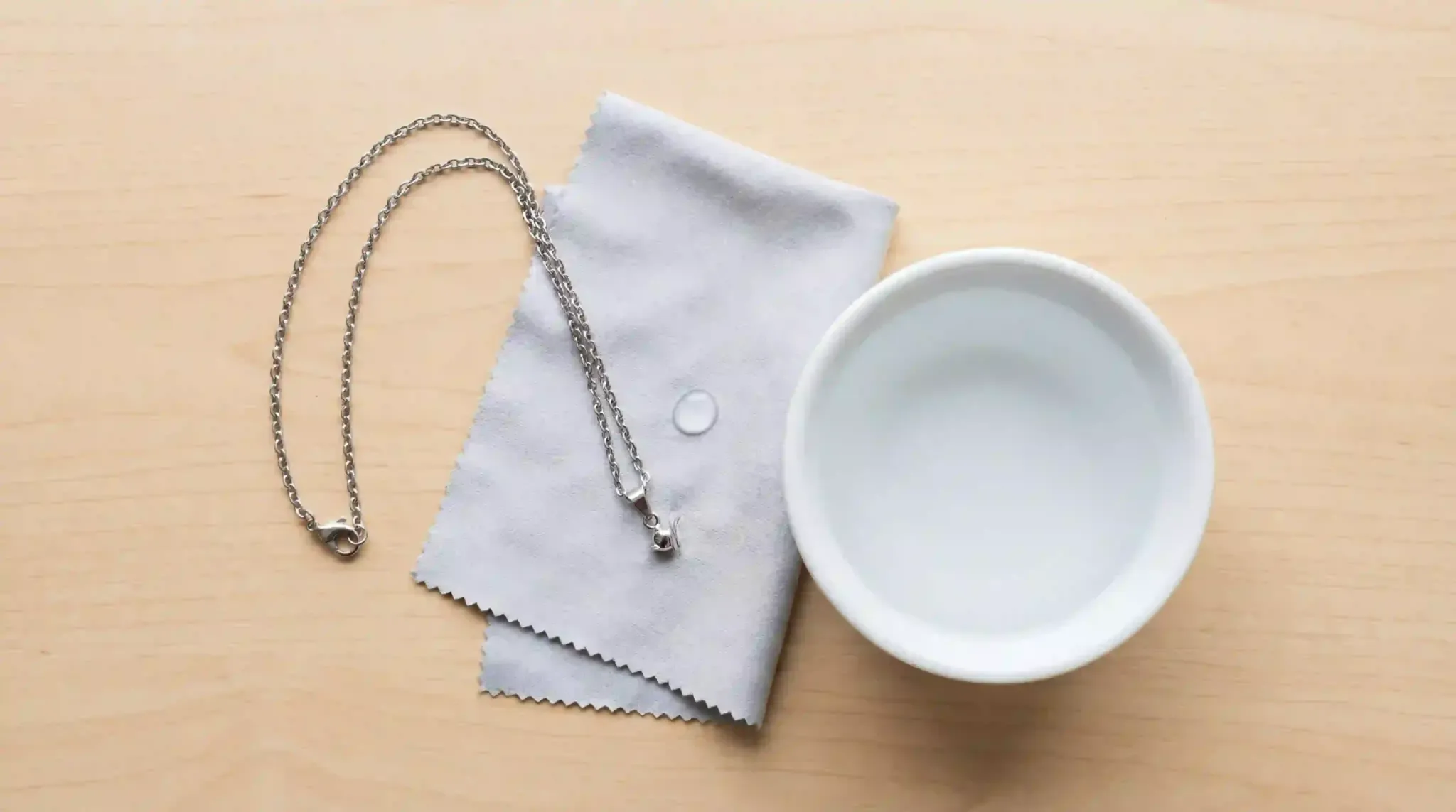 jewelry care flat lay product index 34096x2286