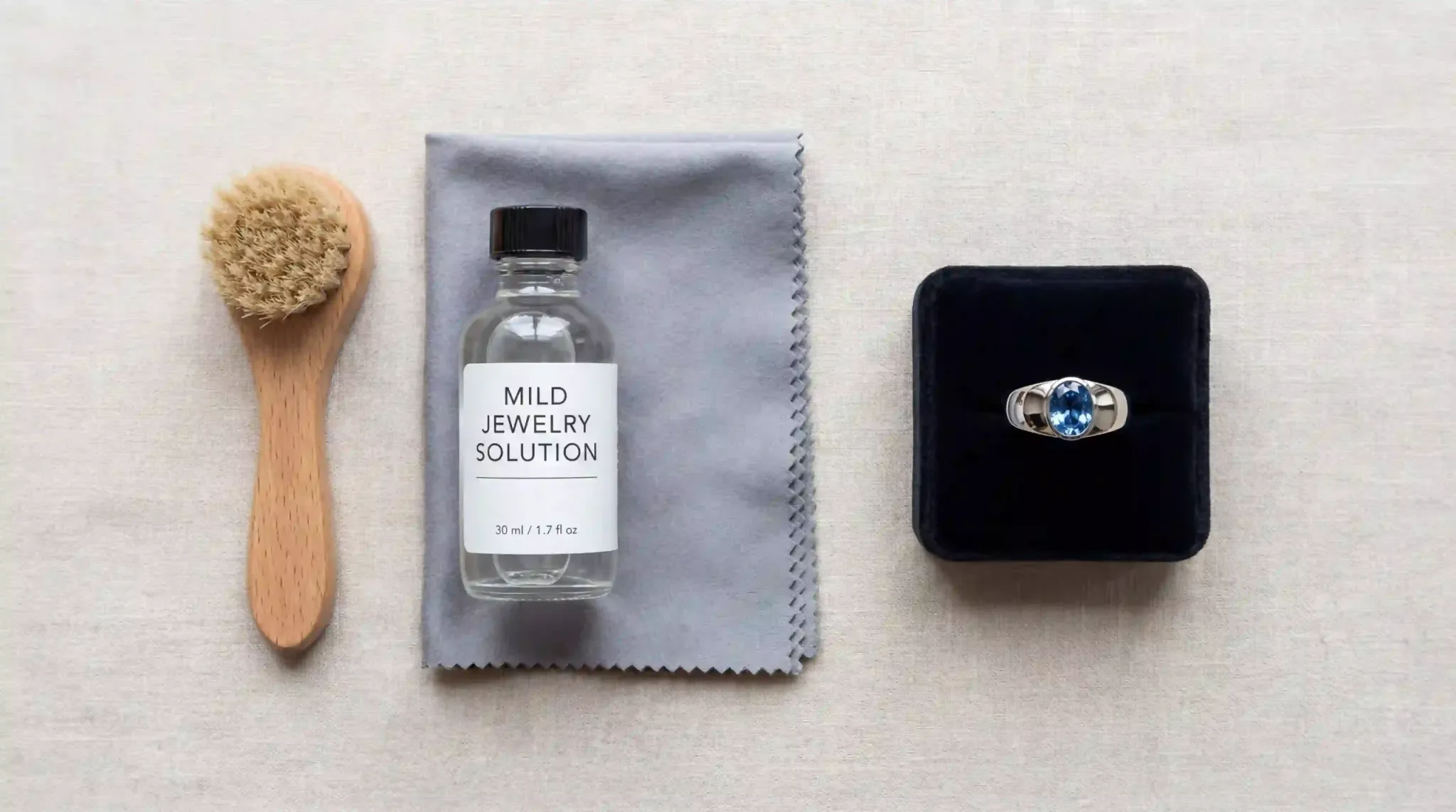 jewelry cleaning kit flatlay index 34096x2286