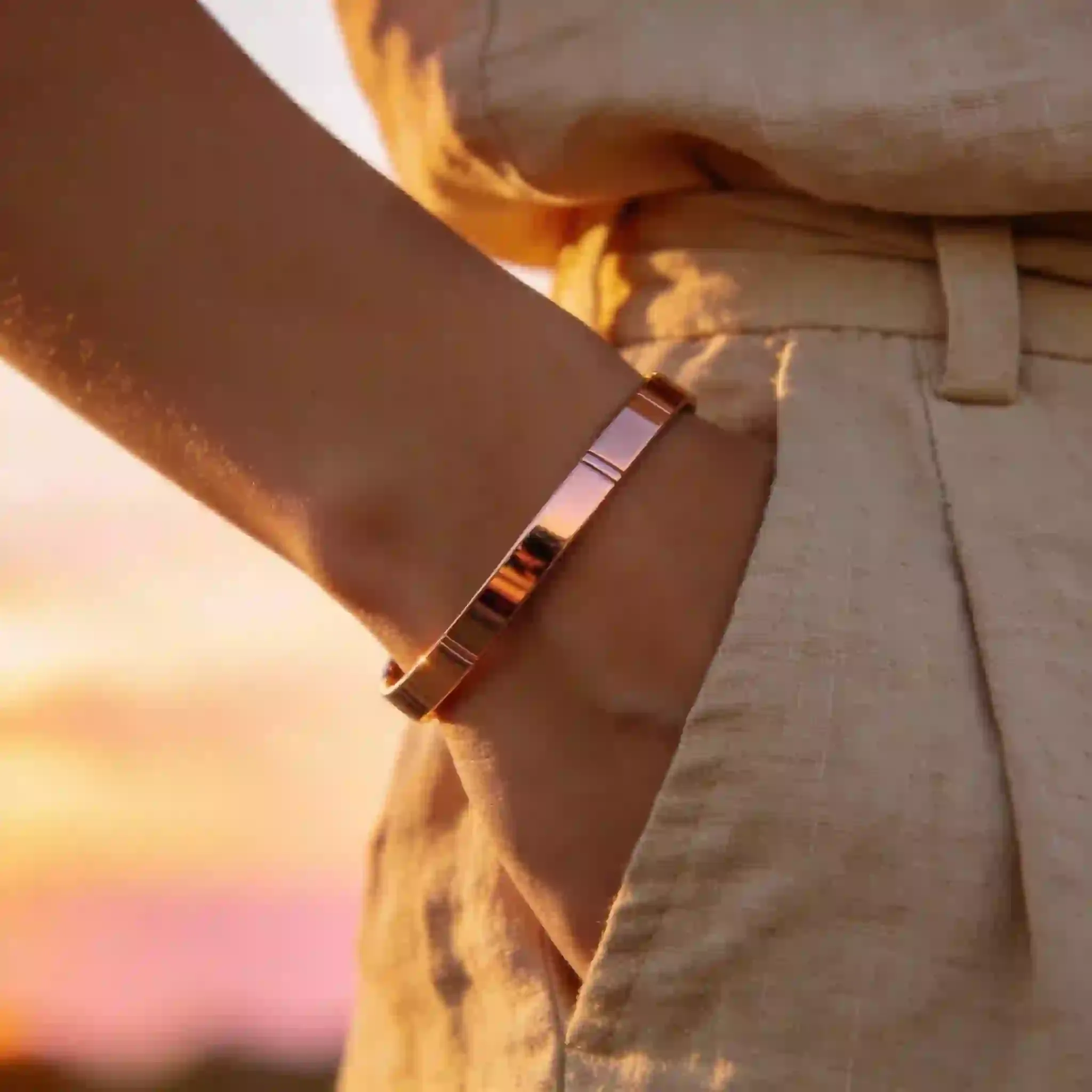 rose gold bracelet styling index 72048x2048