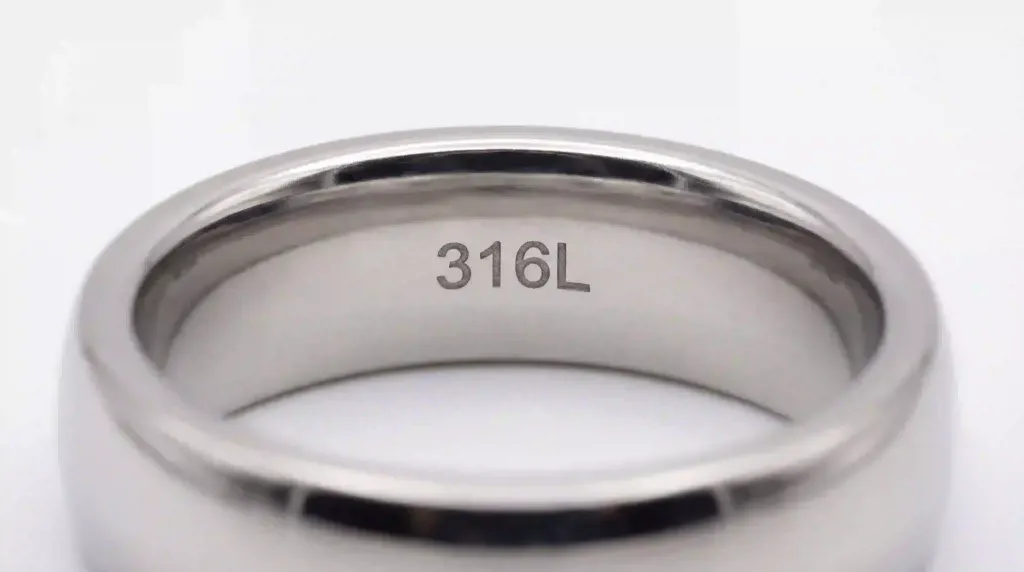 stainless steel ring hallmark photography index 04096x2286