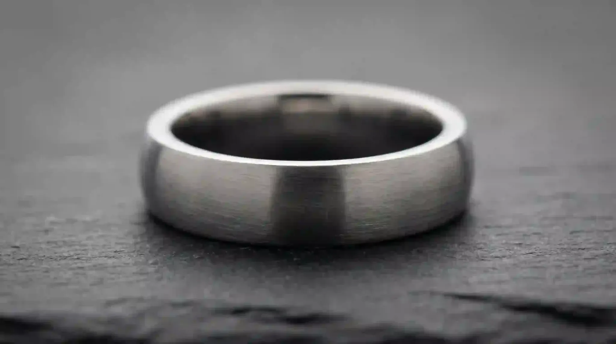 stainless steel ring macro photography index 02752x1536