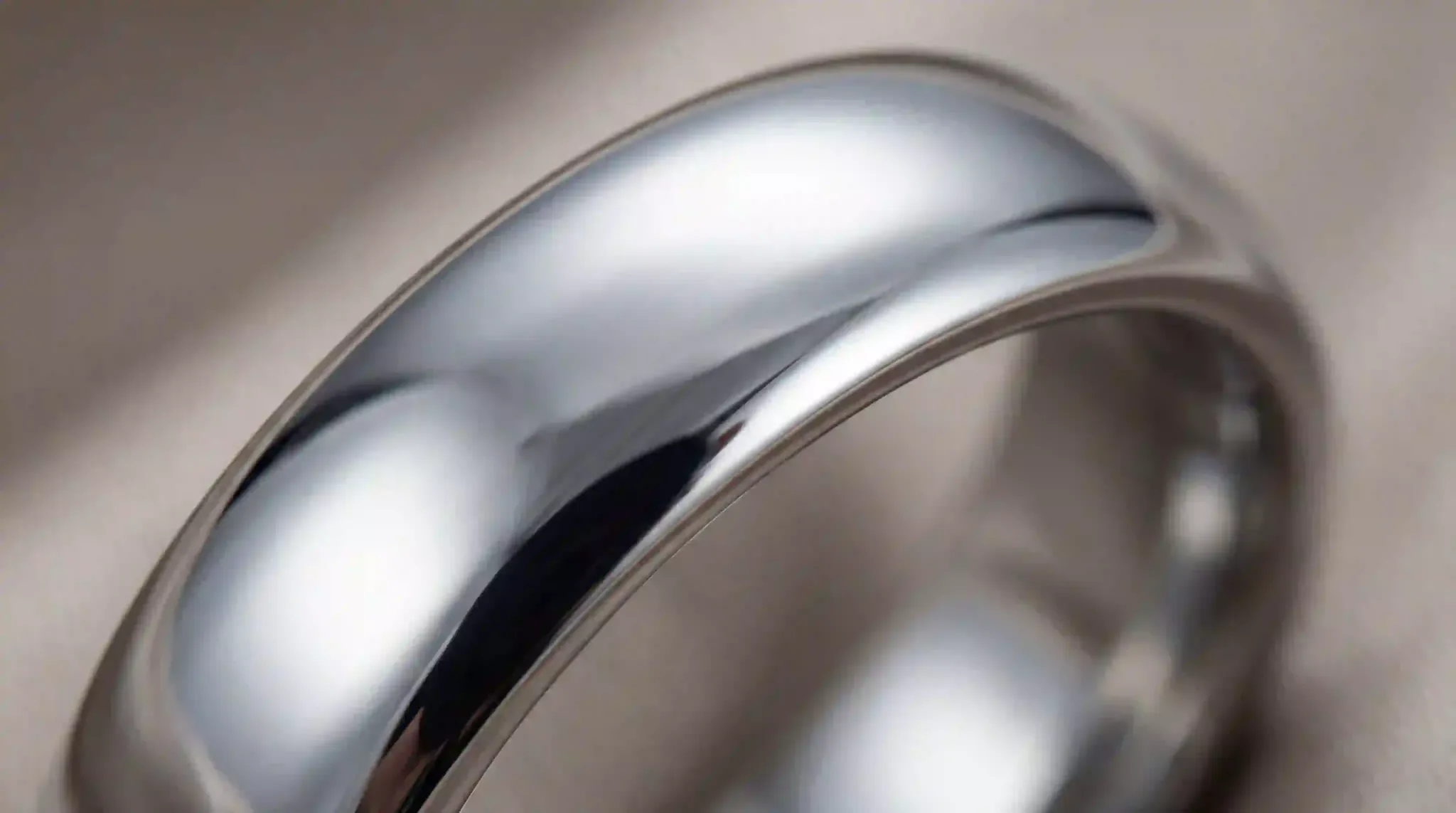 stainless steel ring macro shot index 14096x2286