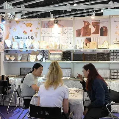 DG Jewelry exhibition showcase